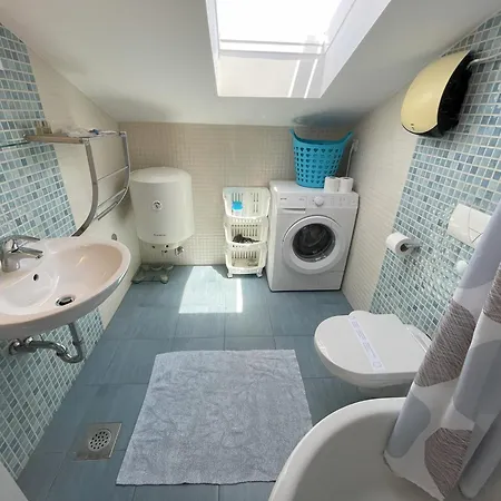 By The Sea - 21883 Korčula