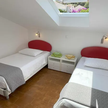 아파트 By The Sea - 21883 *